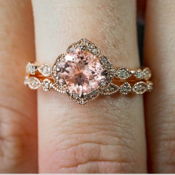 2pc rose gold ring set - Picture 1 of 3